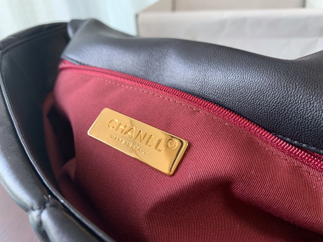 19 FLAP BAG 30 BLACK GOATSKIN GOLD HARDWARE - 图片 6