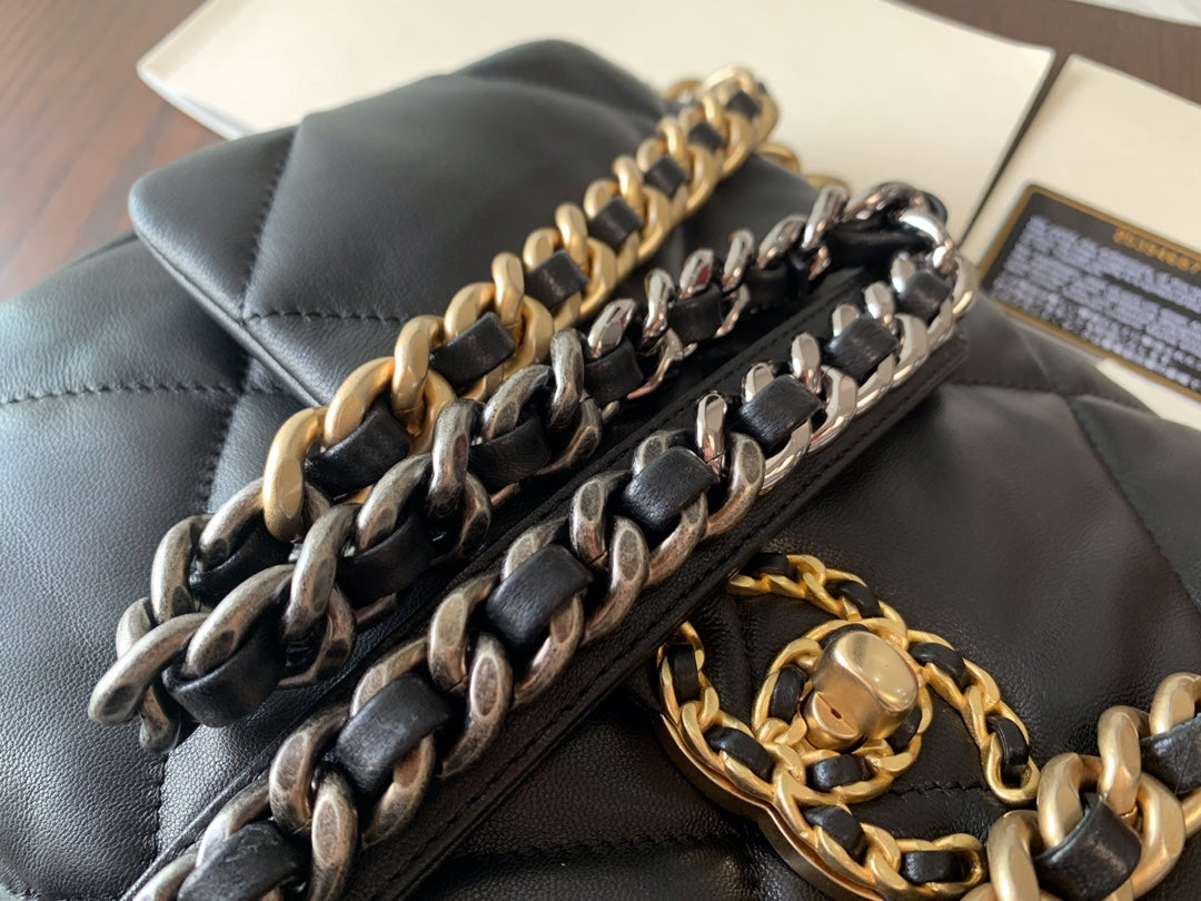 19 FLAP BAG 30 BLACK GOATSKIN GOLD HARDWARE - 图片 4