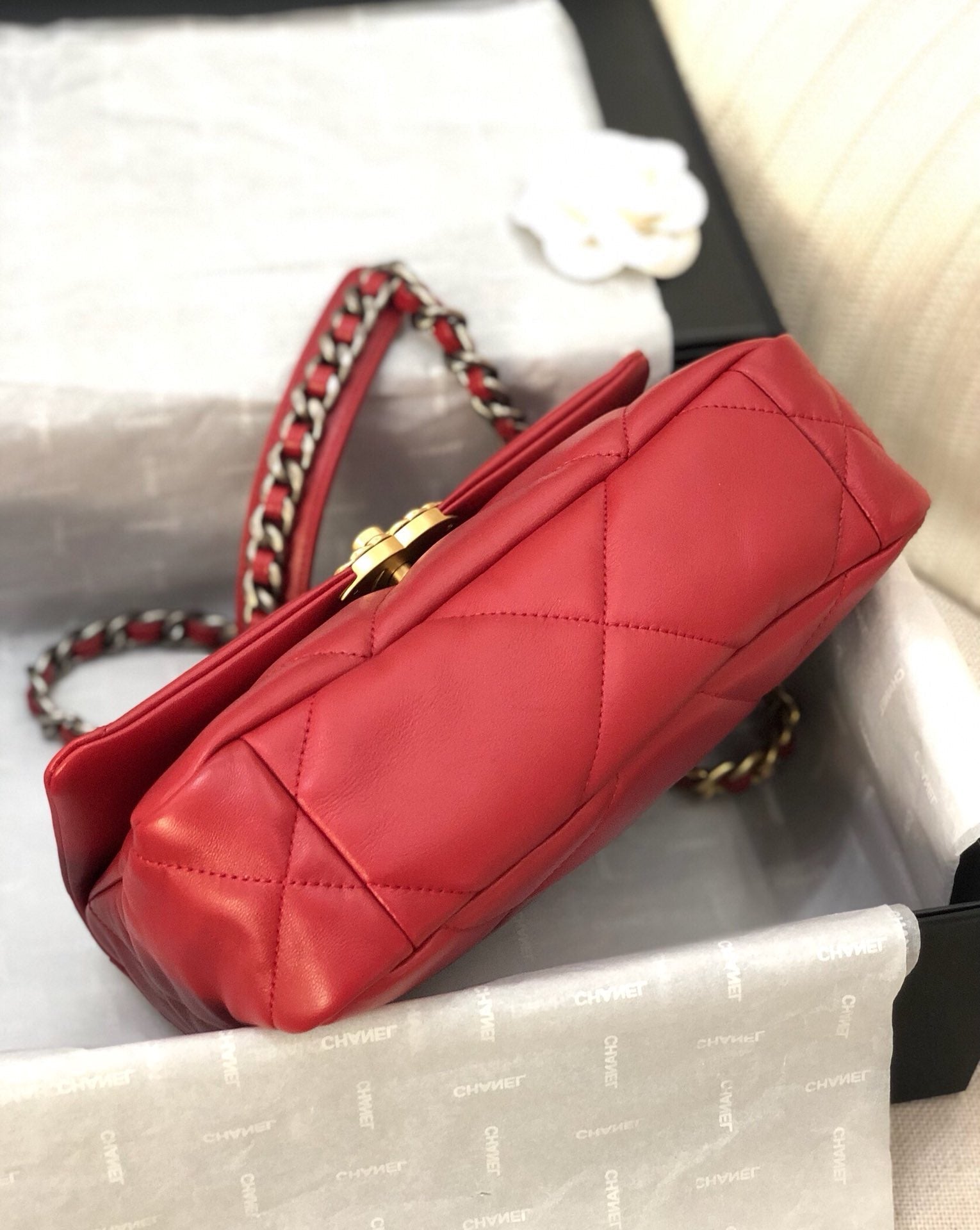 19 FLAP BAG 26 RED LAMBSKIN GOLD HARDWARE - 图片 4