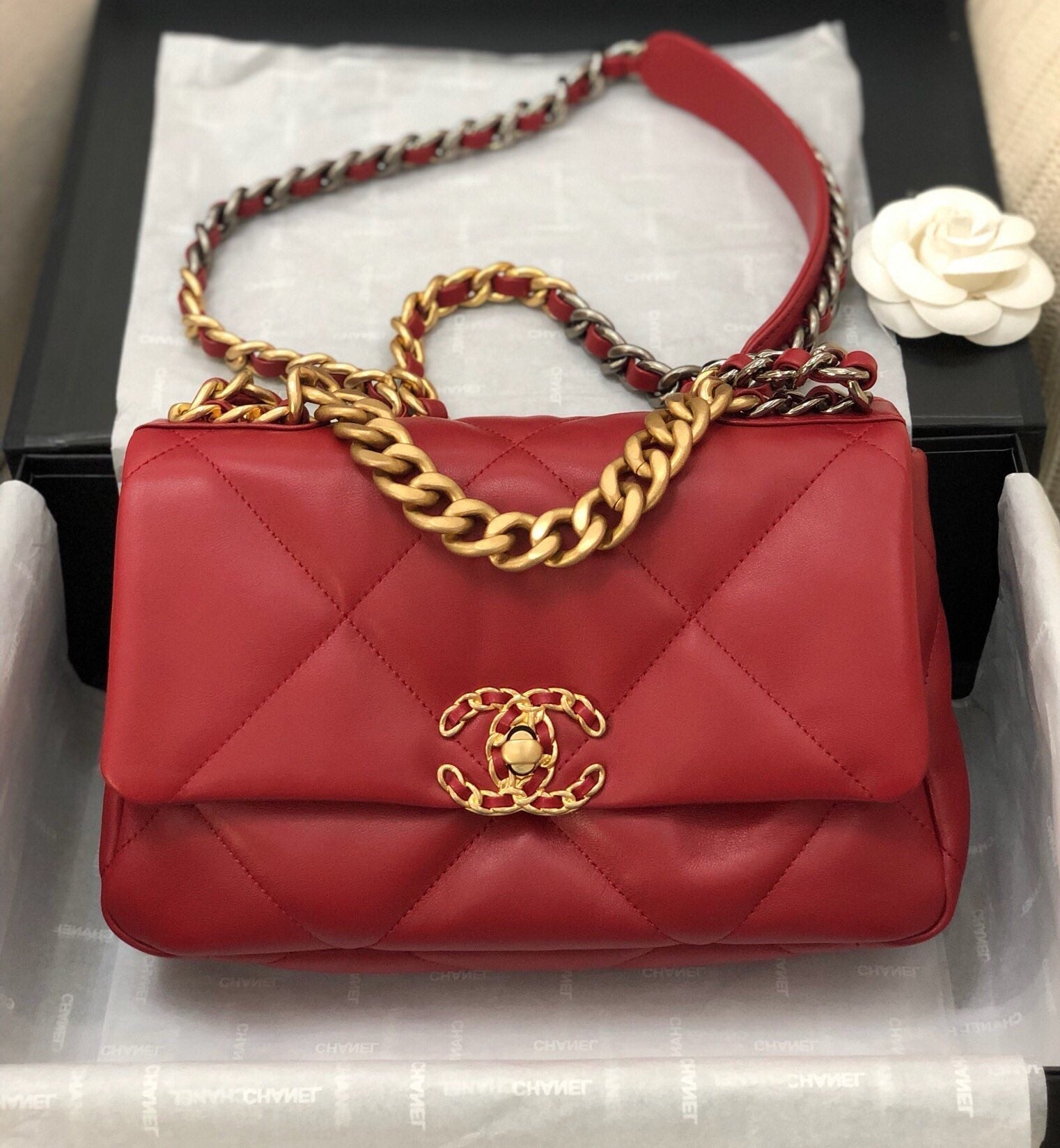 19 FLAP BAG 26 RED LAMBSKIN GOLD HARDWARE - 图片 5