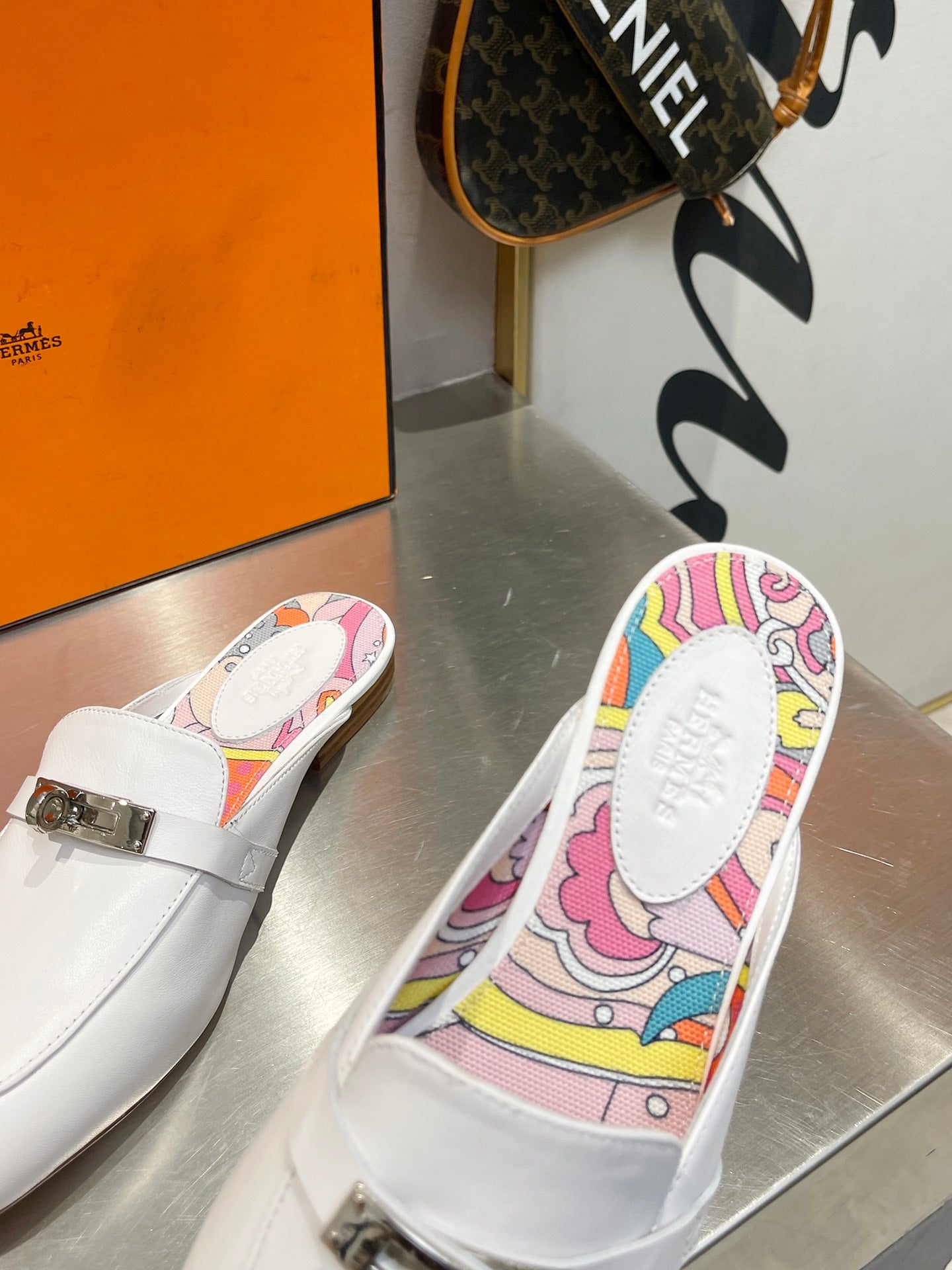 0Z MULE WHITE CALFSKIN WITH PATTERN - 图片 7