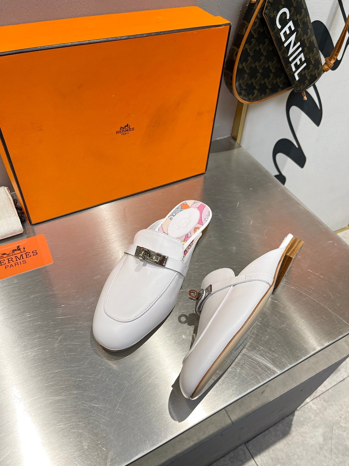 0Z MULE WHITE CALFSKIN WITH PATTERN - 图片 4