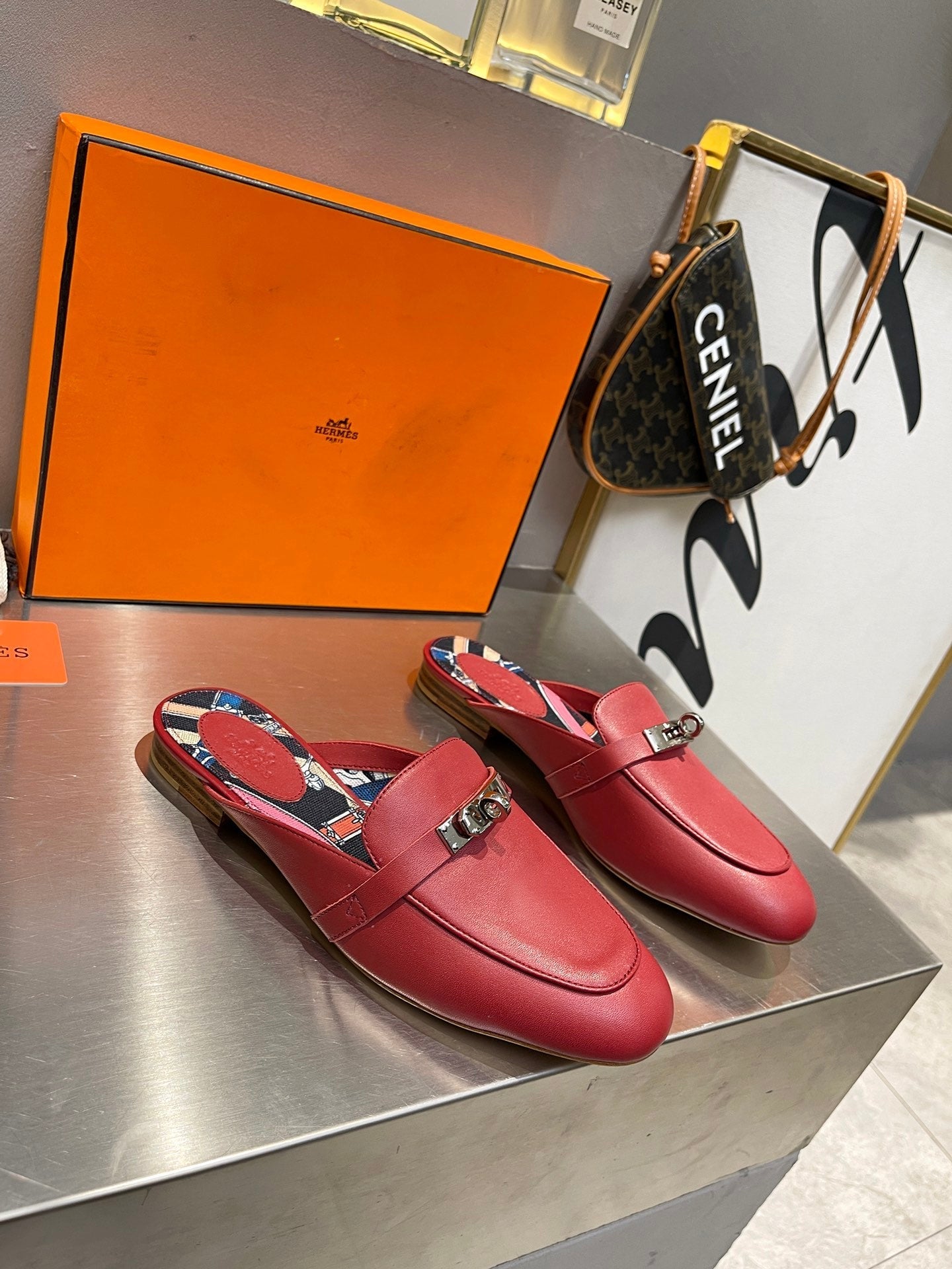 0Z MULE RUBY CALFSKIN WITH PATTERN - 图片 2