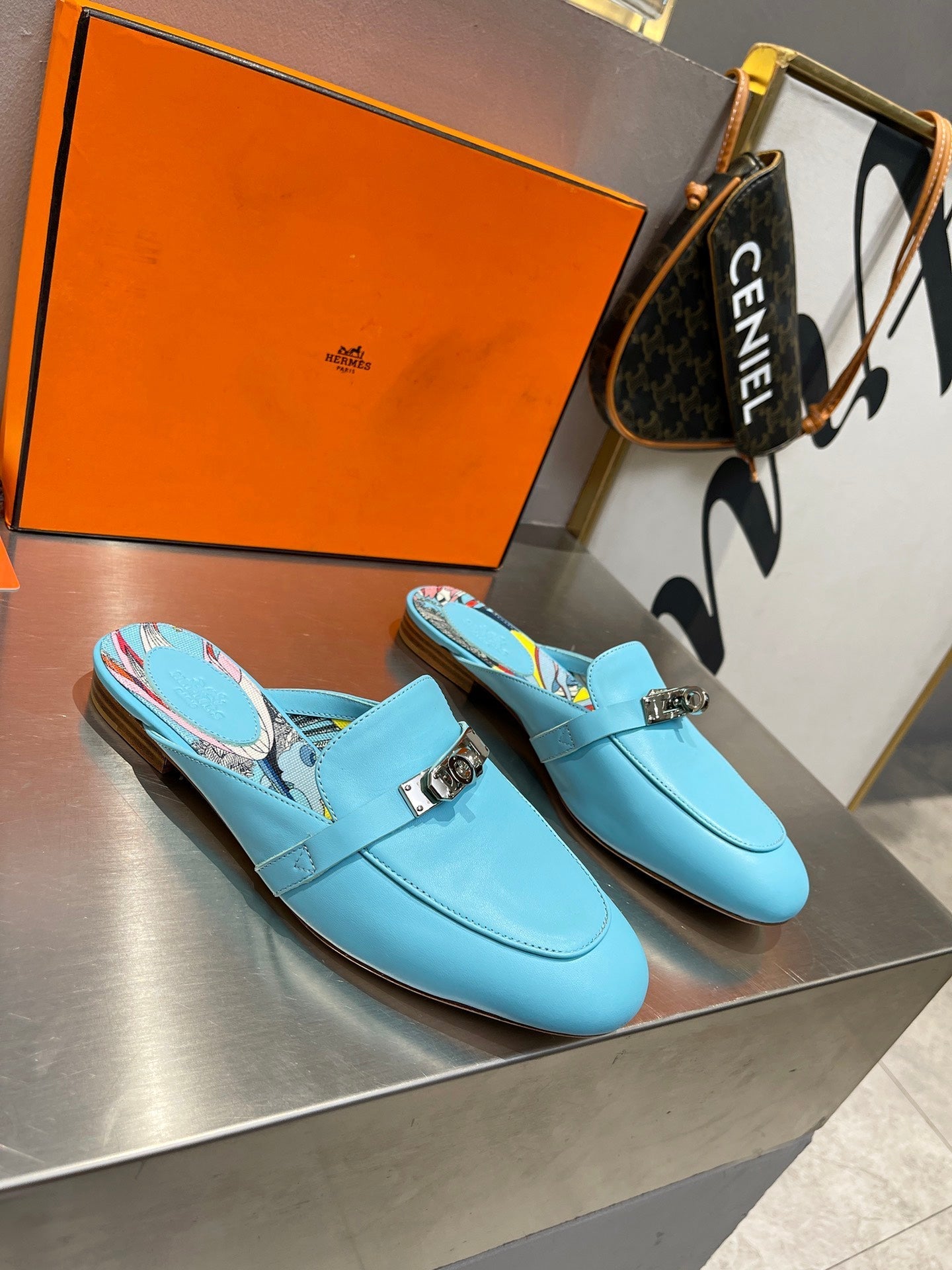 0Z MULE SKY CALFSKIN WITH PATTERN - 图片 2