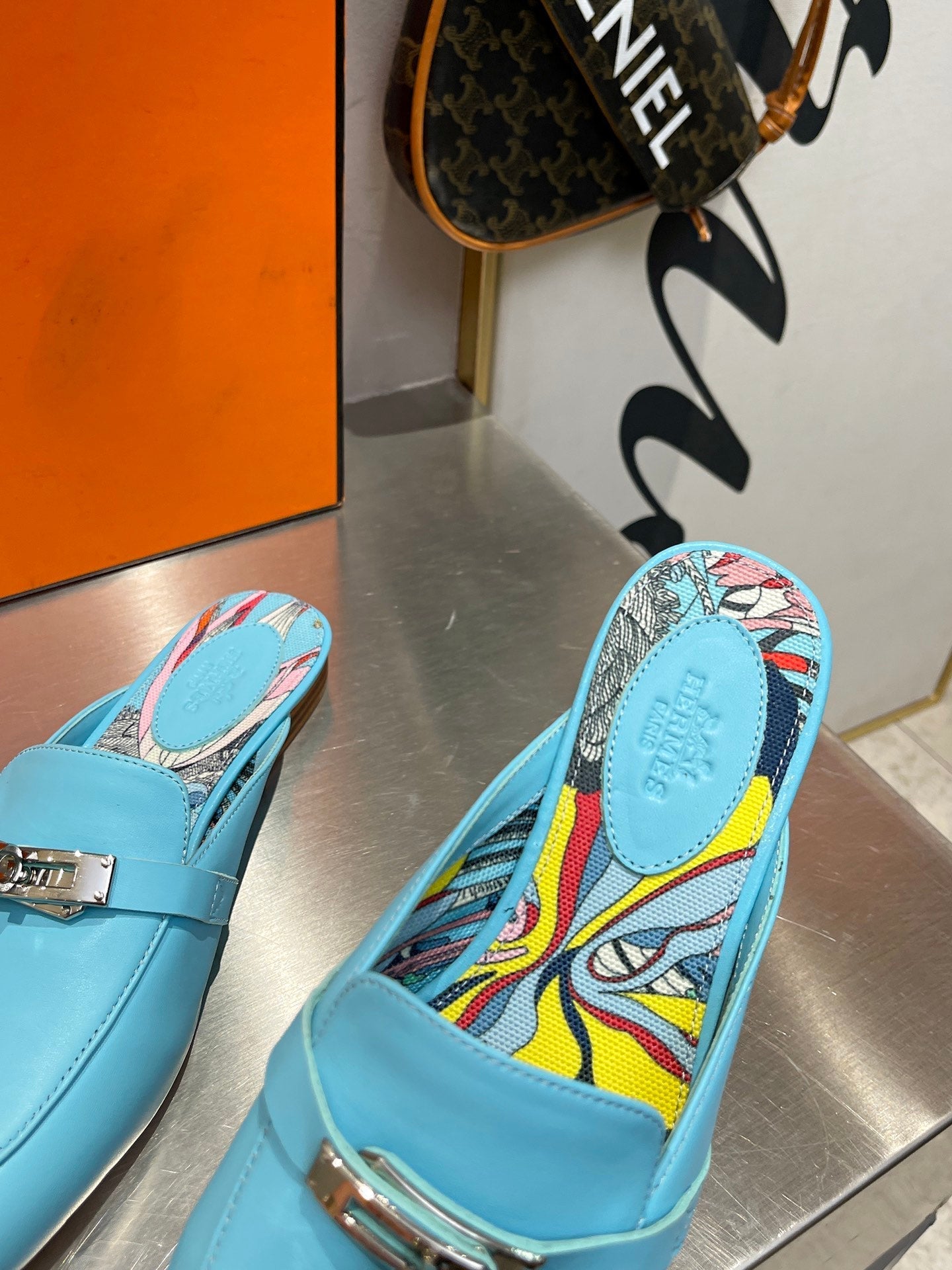 0Z MULE SKY CALFSKIN WITH PATTERN - 图片 7