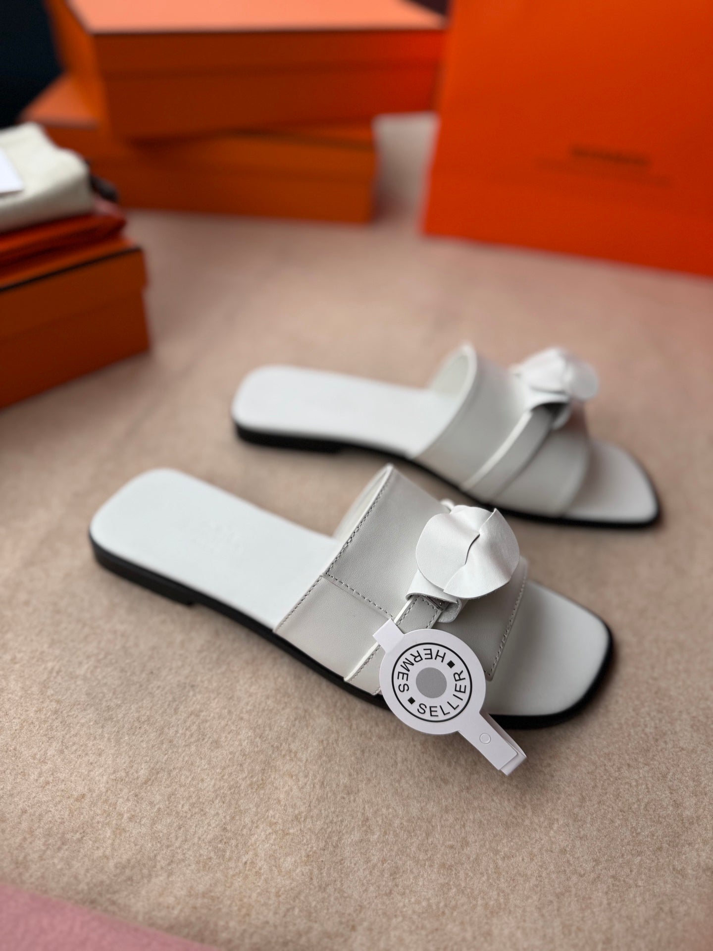 0RAN SANDALS IN WHITE CALFSKIN - 图片 4