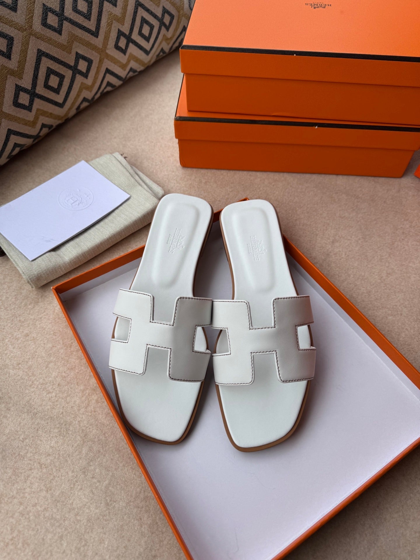 0RAN SANDALS IN WHITE CALFSKIN - 图片 7