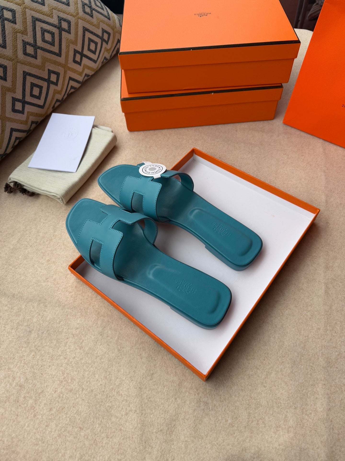 0RAN SANDALS IN SAPPHIRE BLUE CALFSKIN - 图片 8