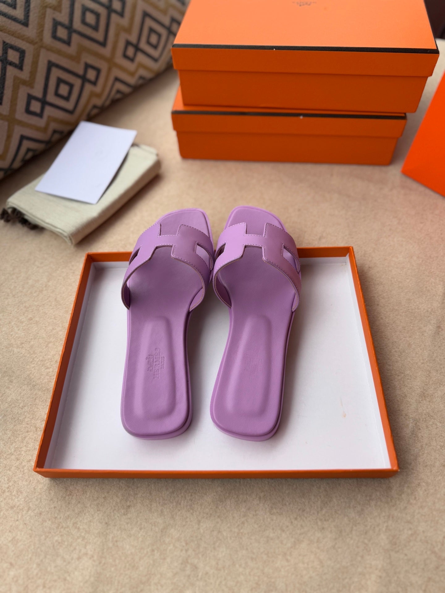 0RAN SANDALS IN LILAC PURPLE CALFSKIN - 图片 2