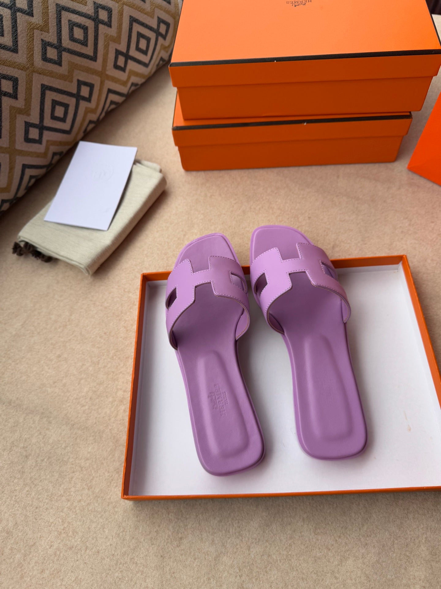 0RAN SANDALS IN LILAC PURPLE CALFSKIN - 图片 4