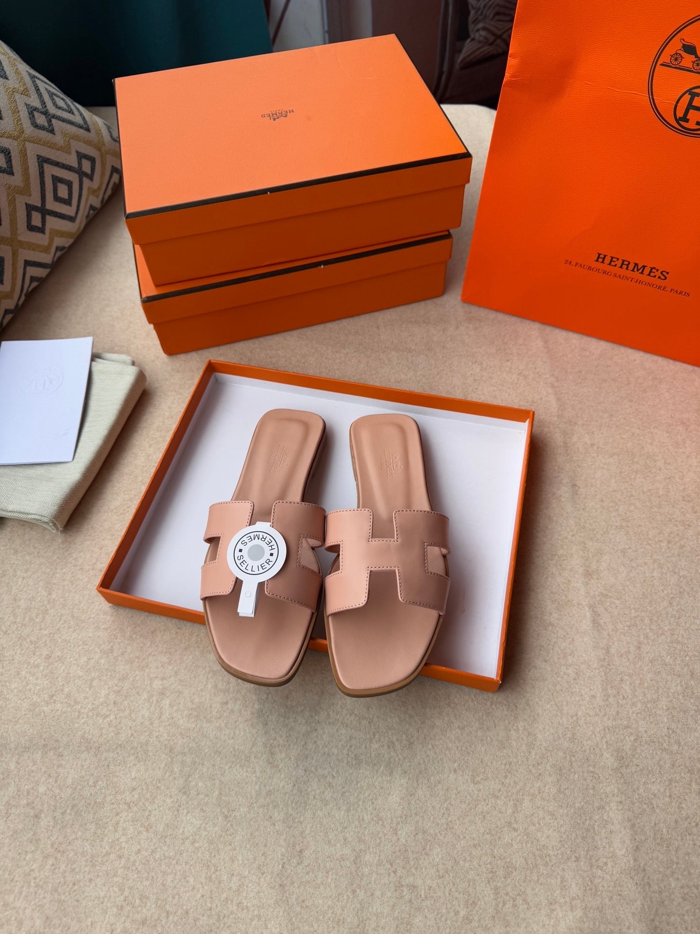 0RAN SANDALS IN PEACH PINK CALFSKIN - 图片 2