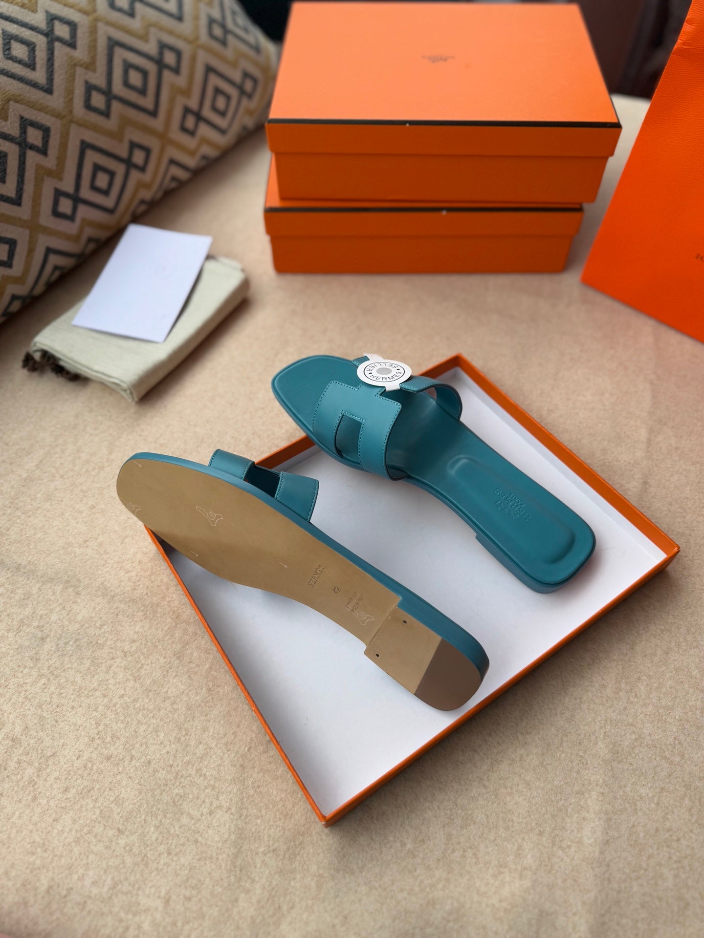 0RAN SANDALS IN SAPPHIRE BLUE CALFSKIN - 图片 7