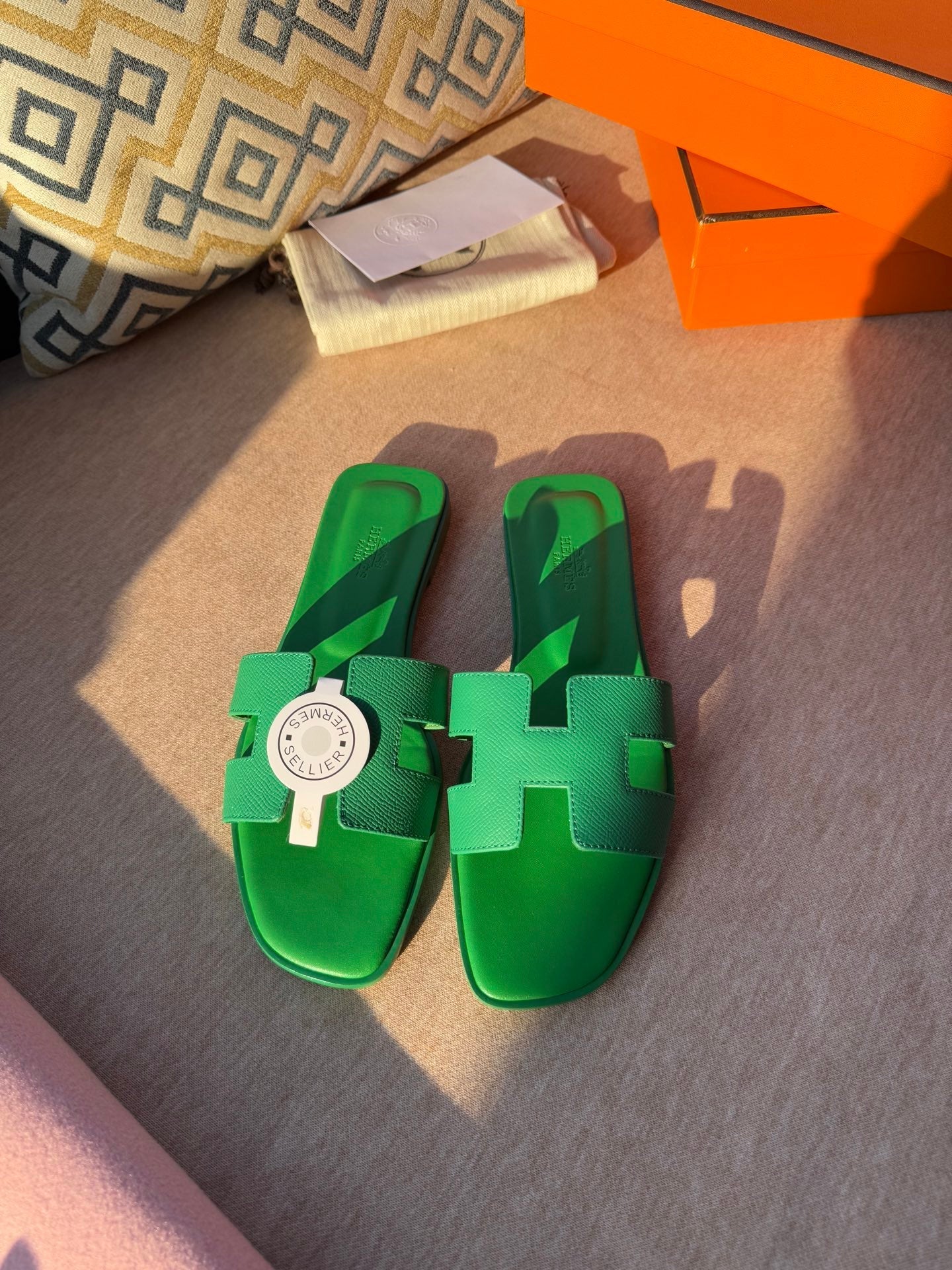 0RAN SANDALS IN SHAMROCK GREEN CALFSKIN - 图片 5