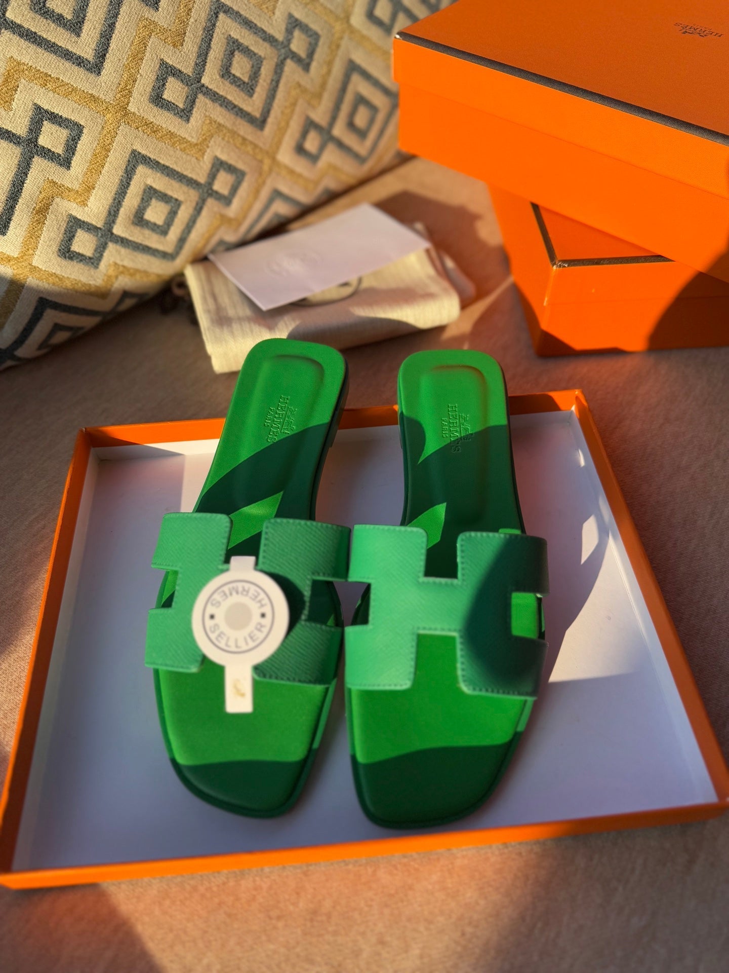 0RAN SANDALS IN SHAMROCK GREEN CALFSKIN - 图片 6