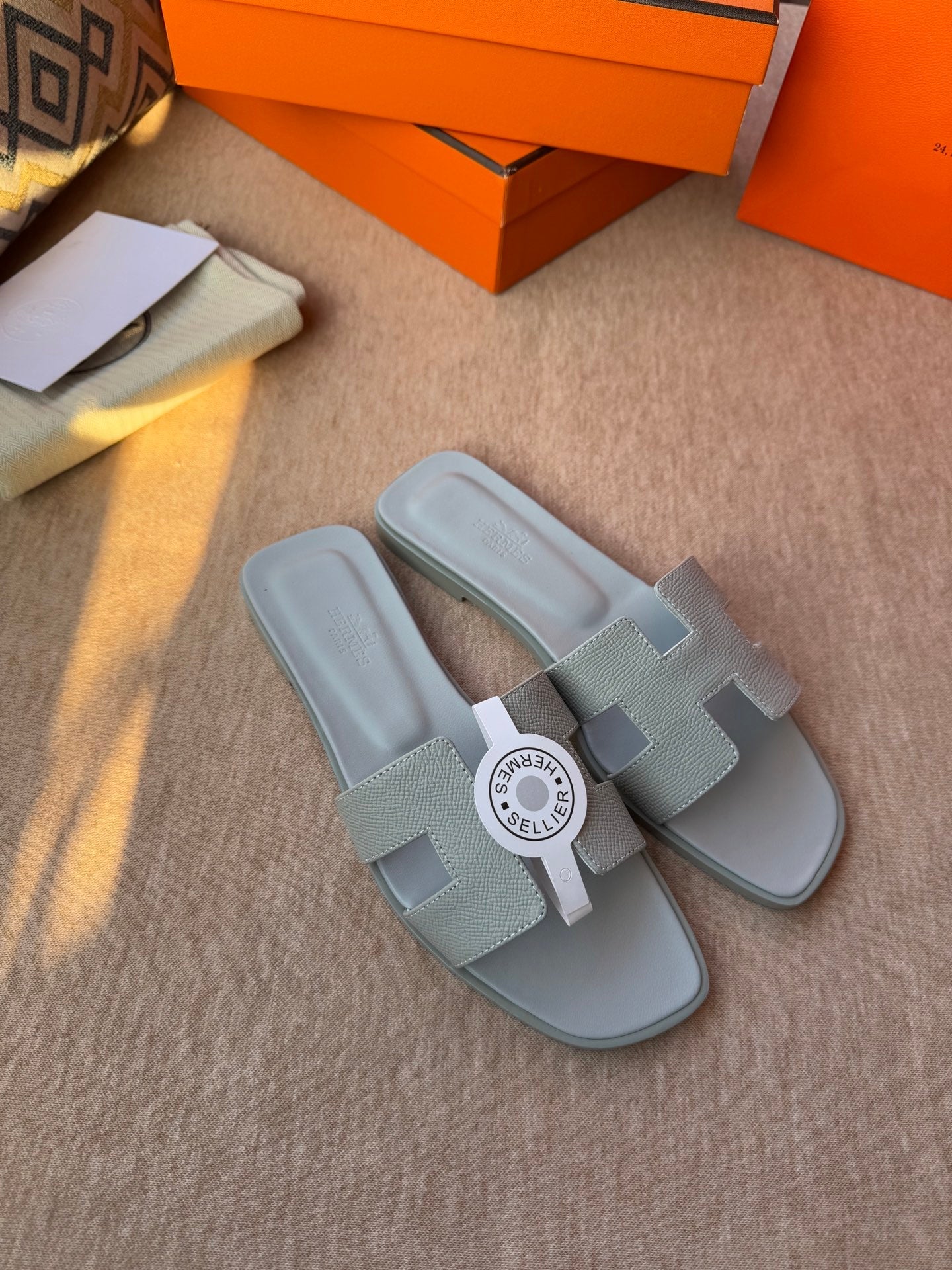 0RAN SANDALS IN WARM GRAY CALFSKIN - 图片 5