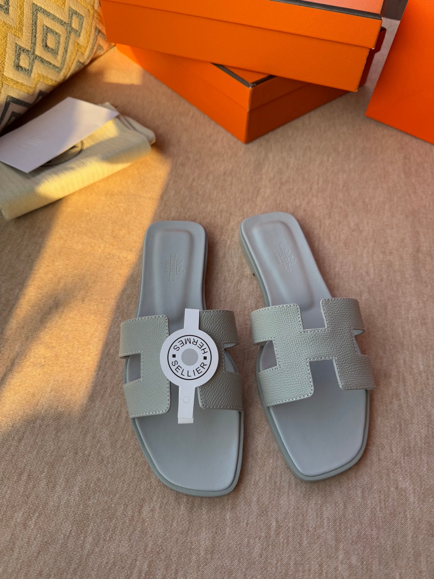 0RAN SANDALS IN WARM GRAY CALFSKIN - 图片 8