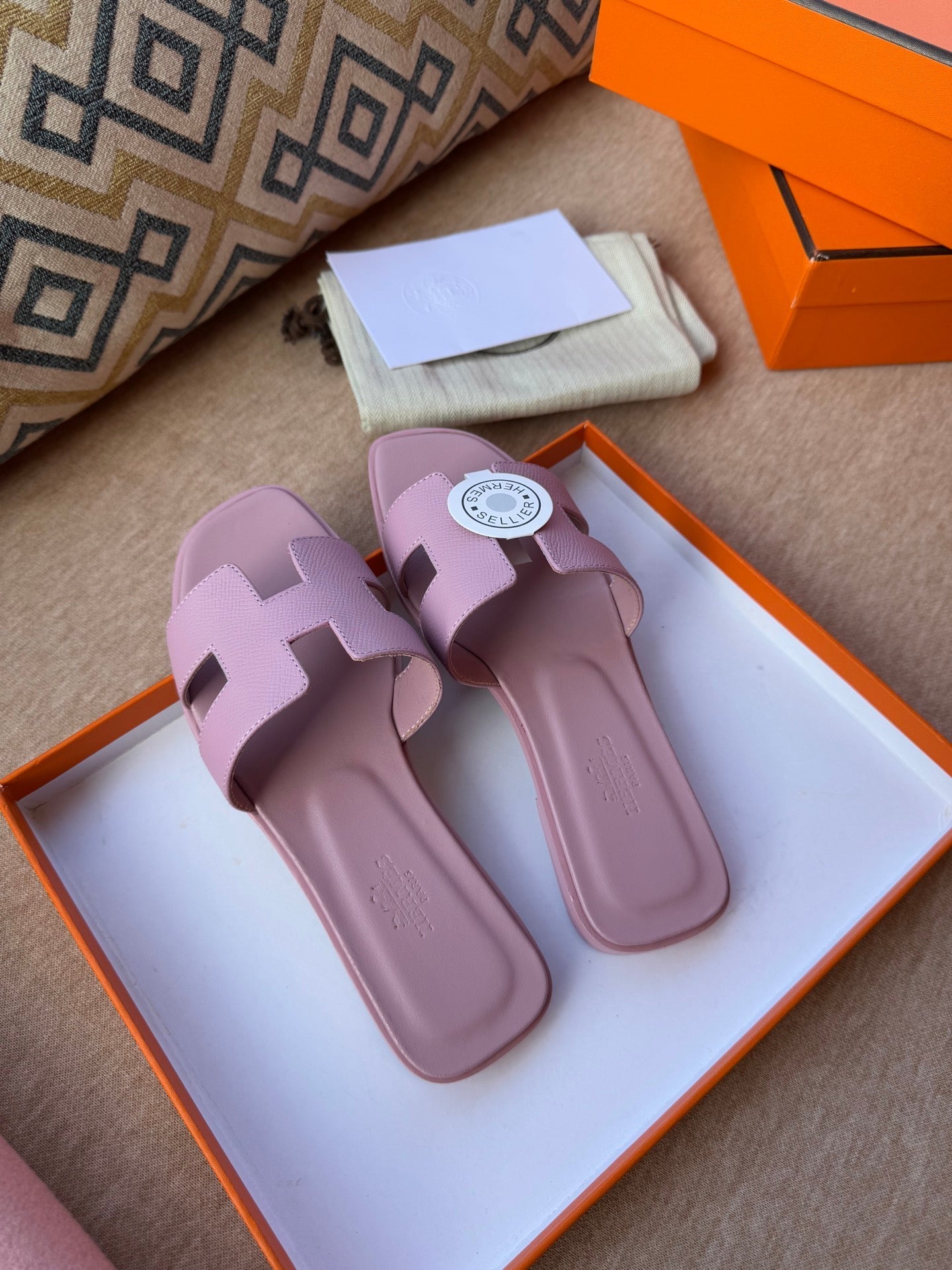 0RAN SANDALS IN PASTEL PURPLE CALFSKIN - 图片 7