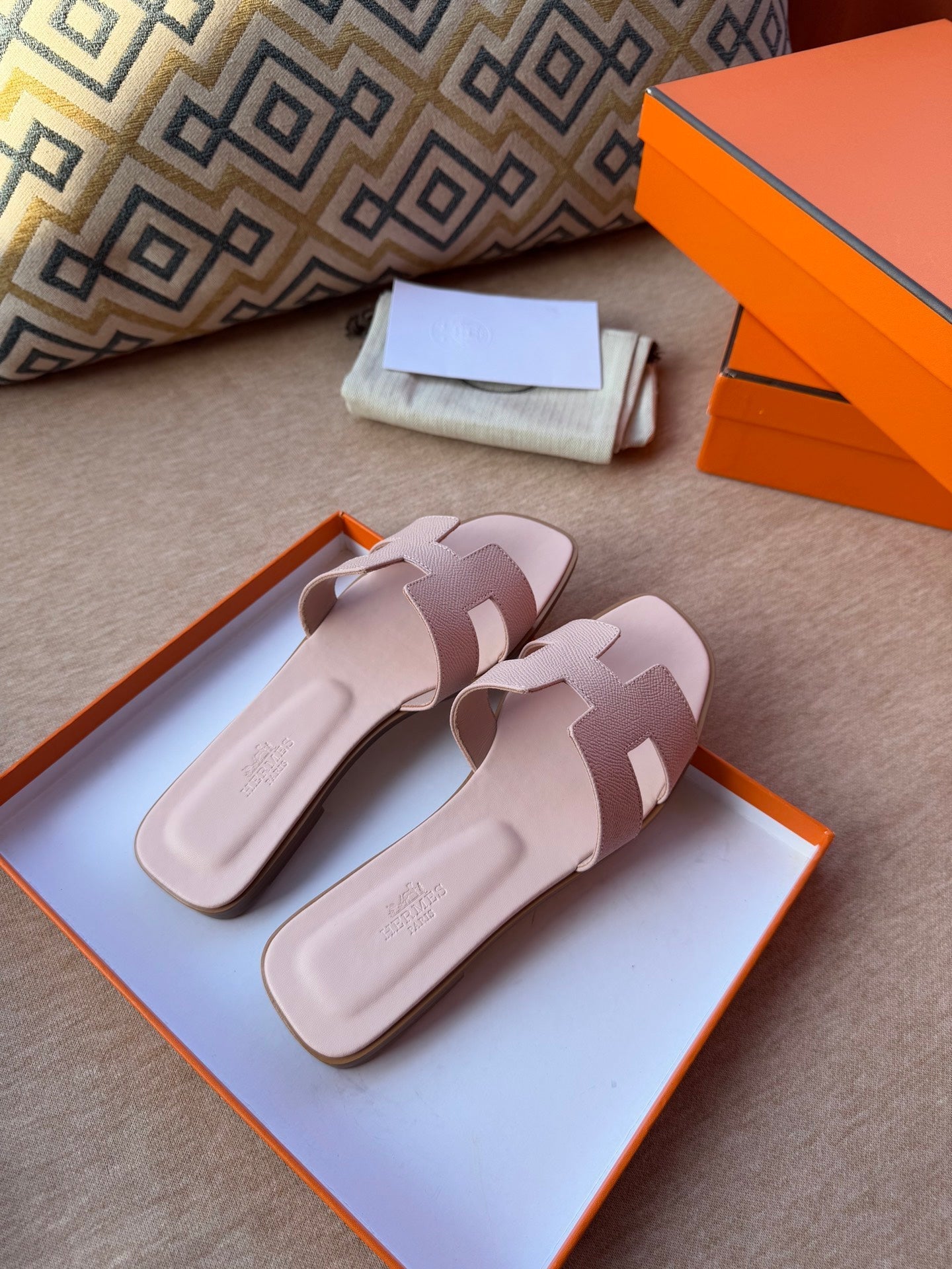 0RAN SANDALS IN PASTEL PINK CALFSKIN - 图片 3