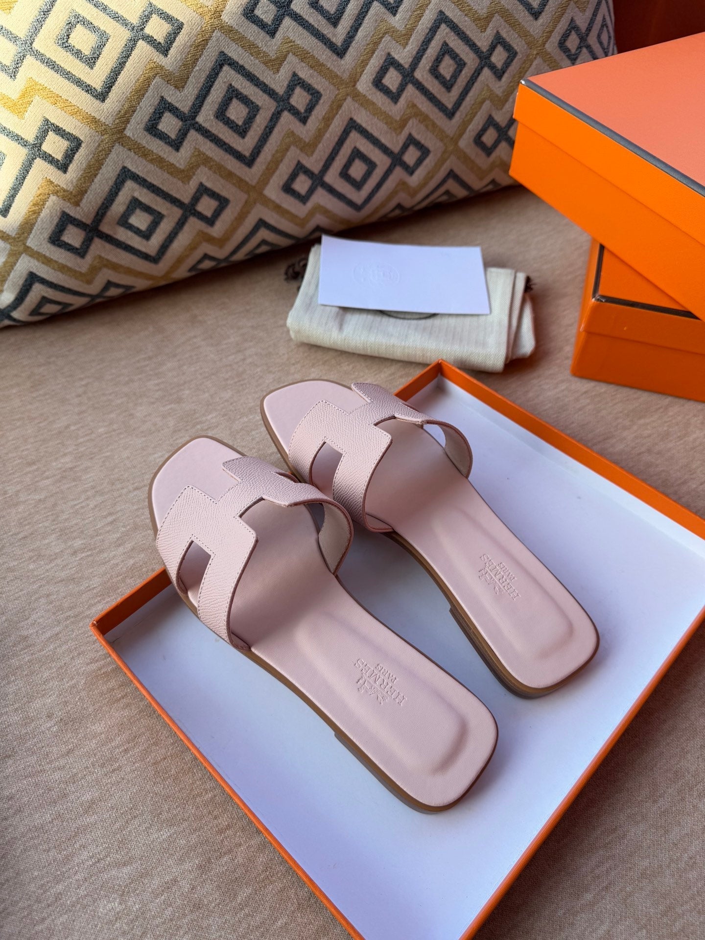 0RAN SANDALS IN PASTEL PINK CALFSKIN - 图片 4