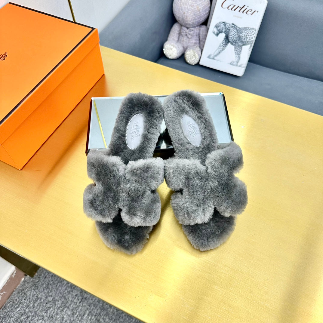 0RAN SHEARLING SANDALS SMOKE GRAY