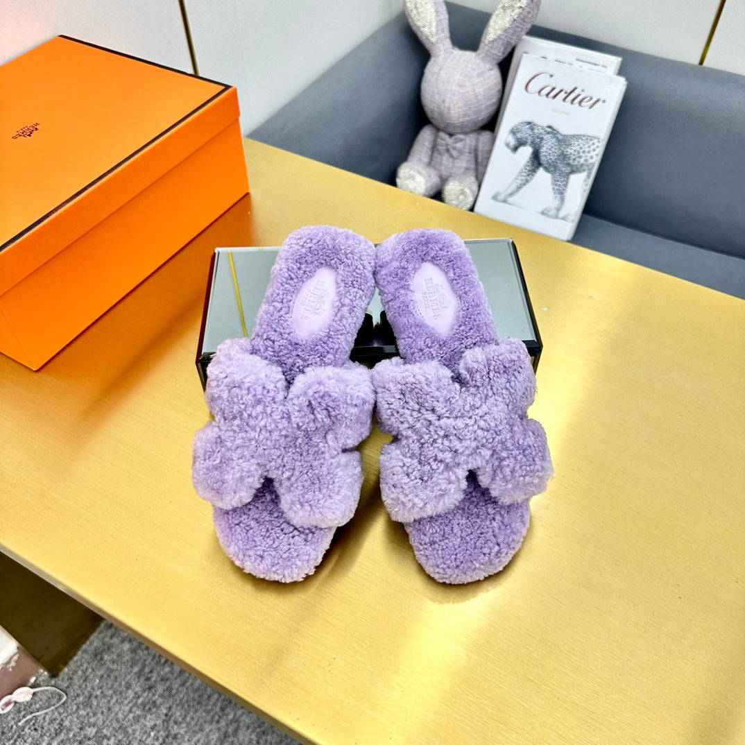 0RAN SHEARLING SANDALS PERIWINKLE PURPLE