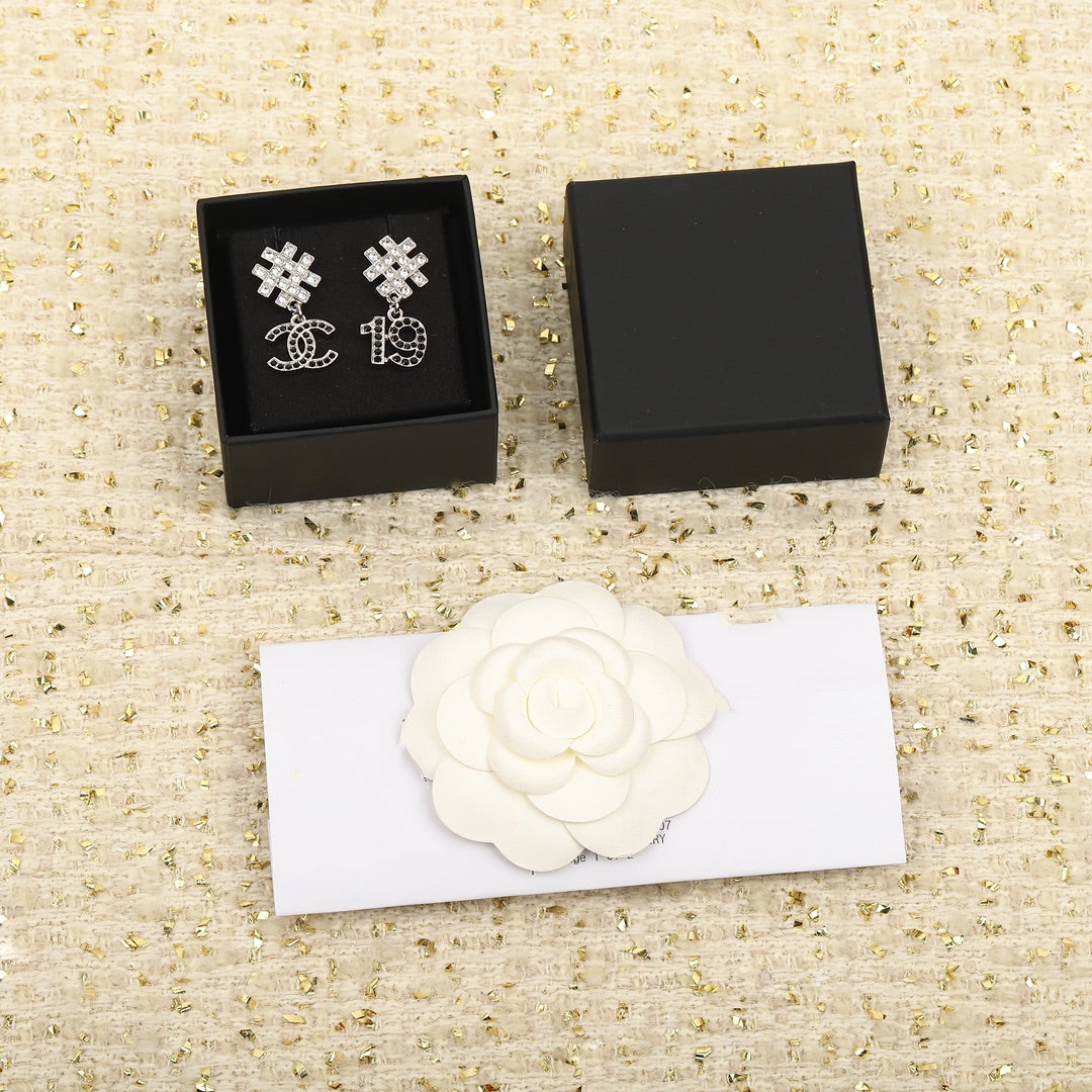 19 DOUBLE C SNOW SILVER EARRINGS - 图片 4