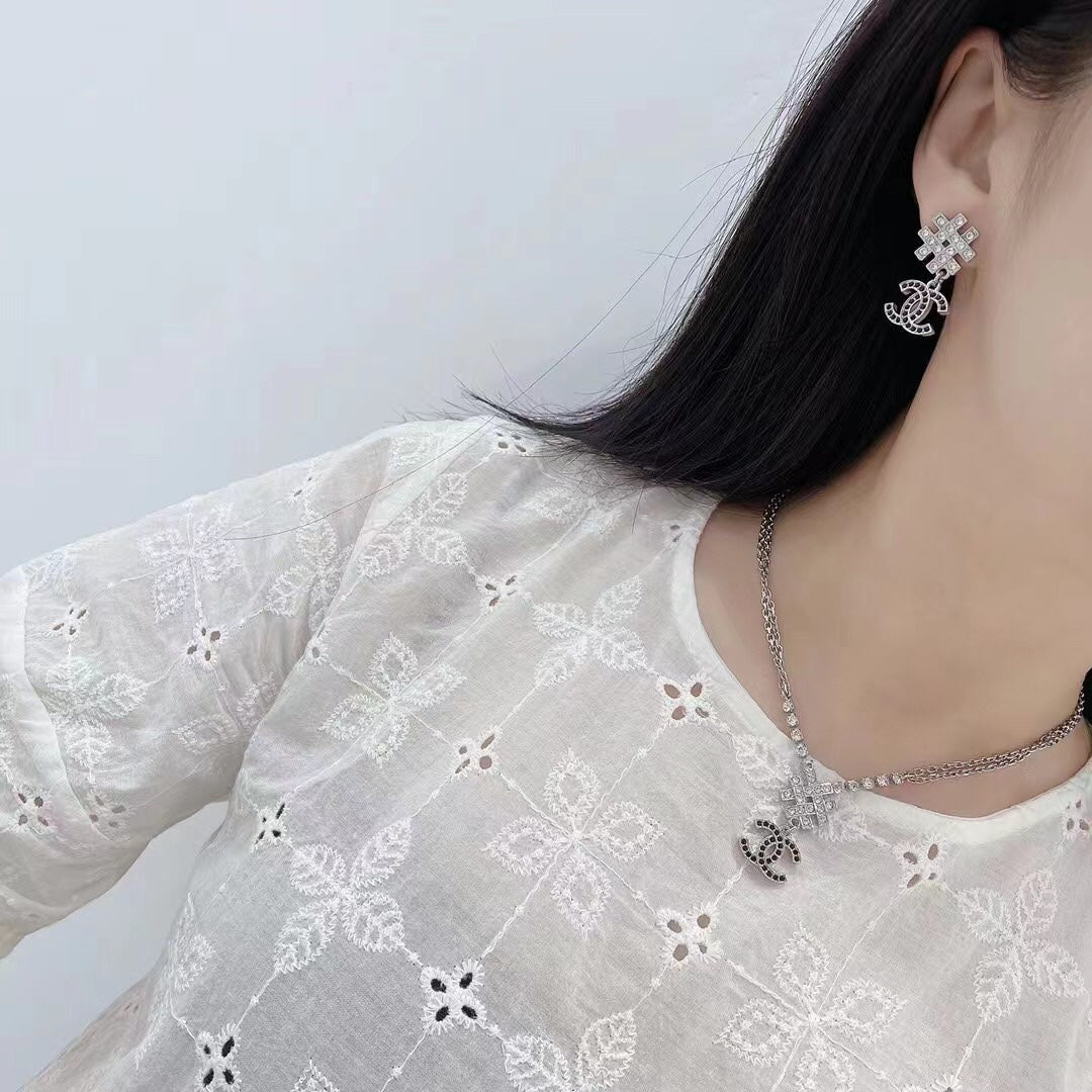 19 DOUBLE C SNOW SILVER EARRINGS - 图片 9